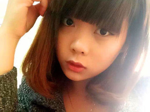 xiao牛奶海报