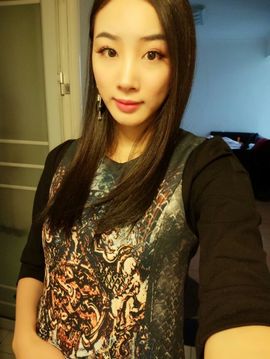 Crystal丶小静主播照片