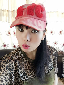 じ七♪〝陌离主播照片