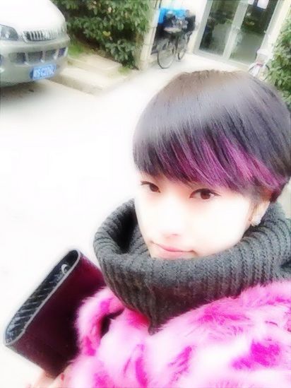 ╰❥丶谁在爱你﹍☂的图片