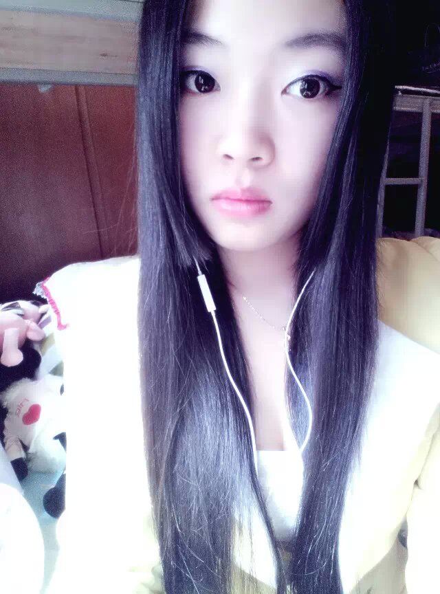 上官小妹主播照片