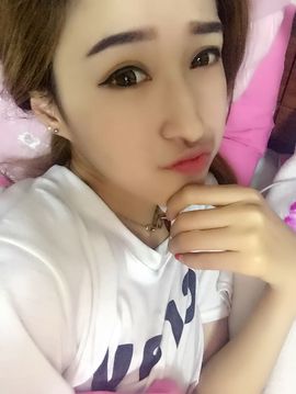 笑笑（爱是回忆美好）主播照片