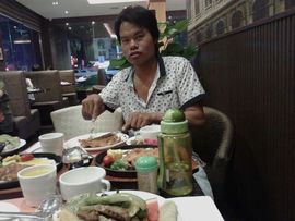 不好不坏小屁孩主播照片