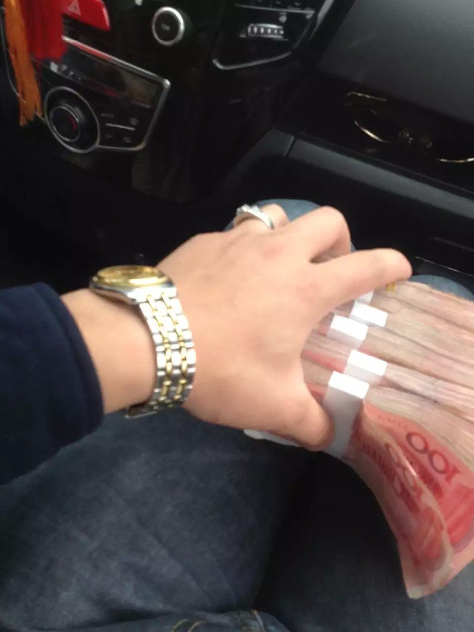 强哥稀罕你的主播照片
