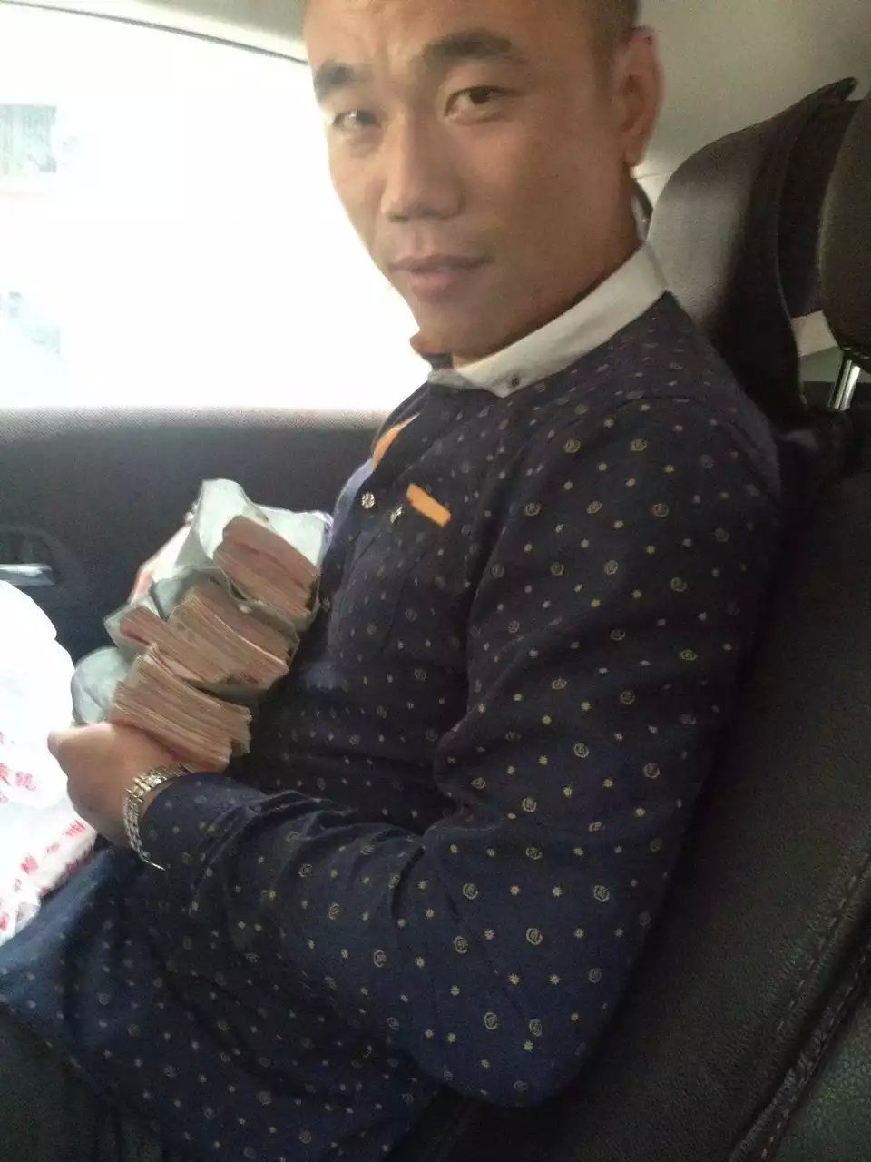 强哥稀罕你的主播照片