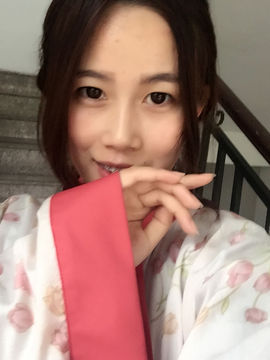 粥加糖主播照片