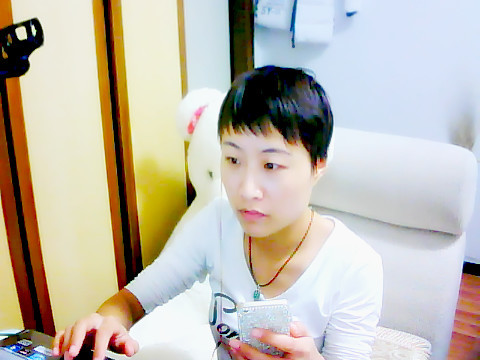 GB。。。影子的主播海报