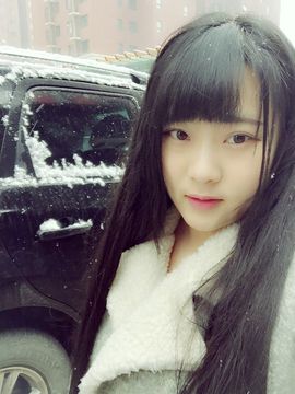 小小西521主播照片