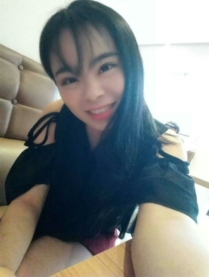 小诺0323的主播照片