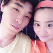 宏军溜溜达达