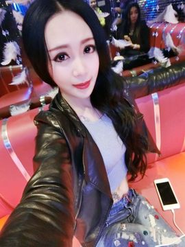 貓爺、主播照片