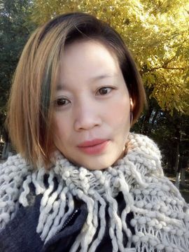 花开半夏小草主播照片