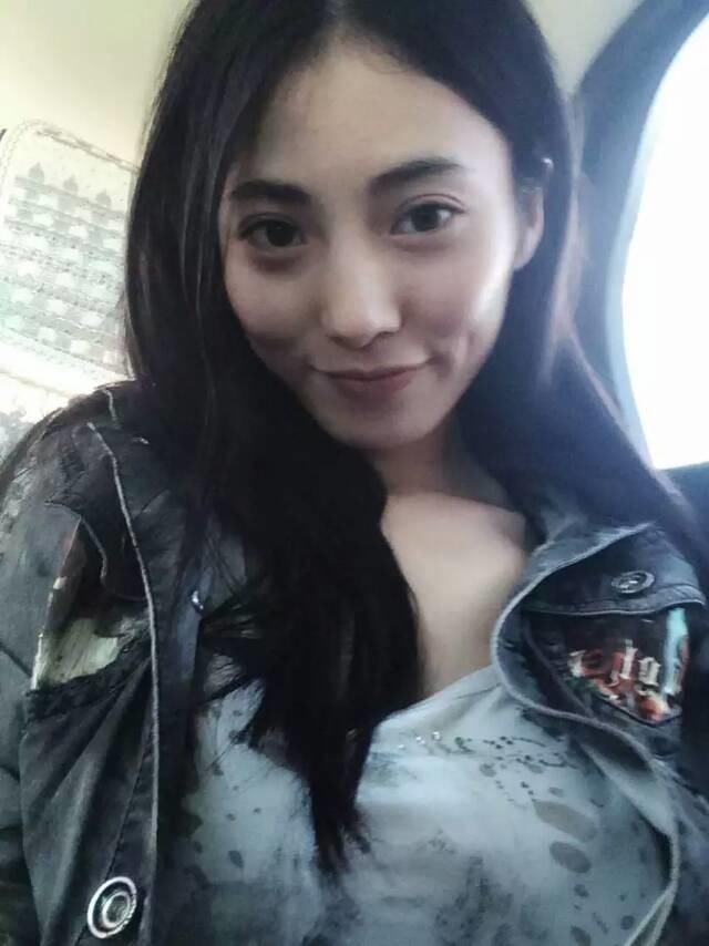 爱上这朵花~~的主播照片
