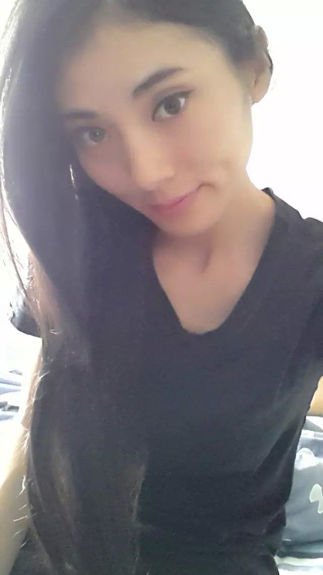 爱上这朵花~~的主播照片