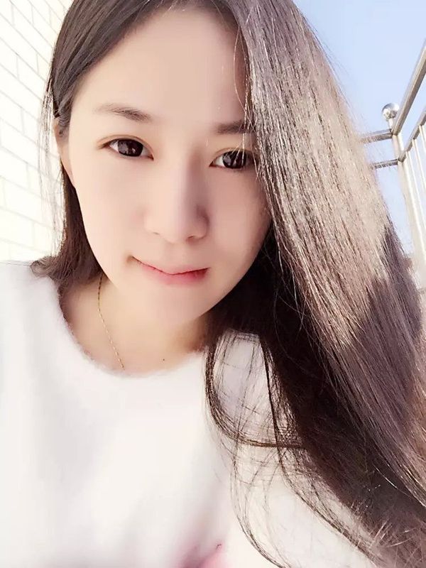小vivi么么哒的主播海报