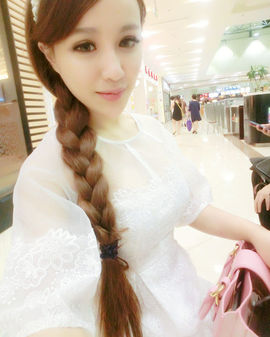 风中的风铃主播照片