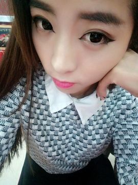 荷曦♫つ主播照片