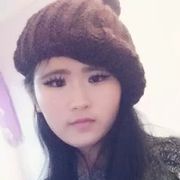 ゞ小艳。触心文字海报