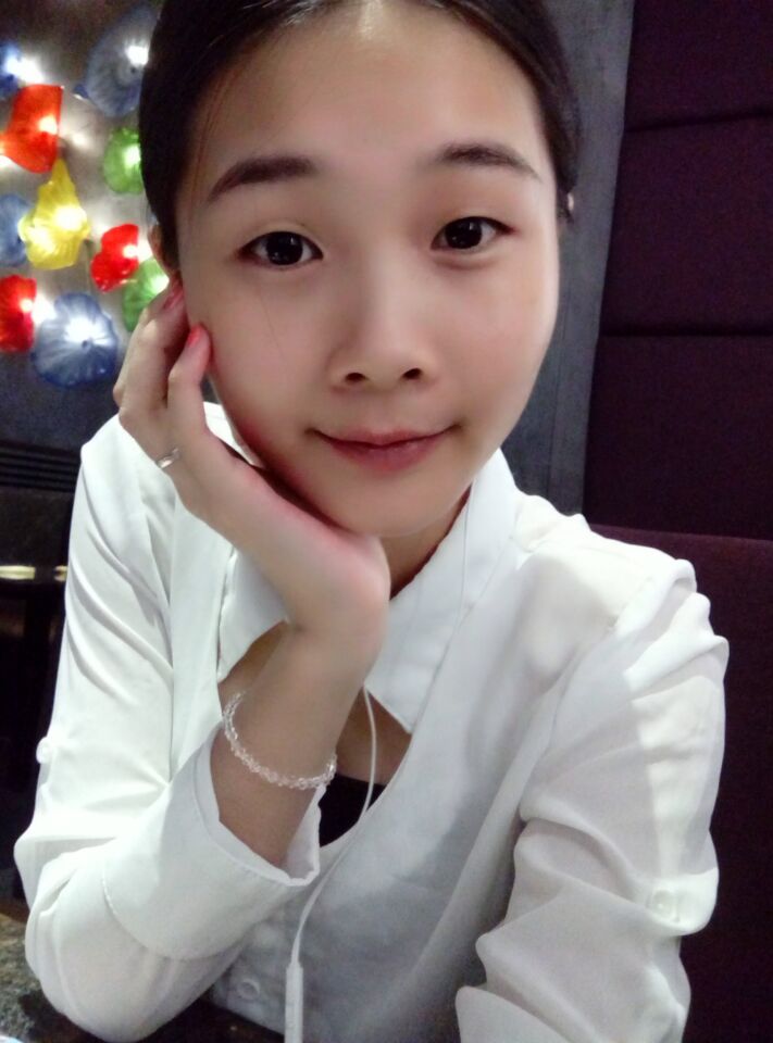 白宝是粤语歌天后的主播照片