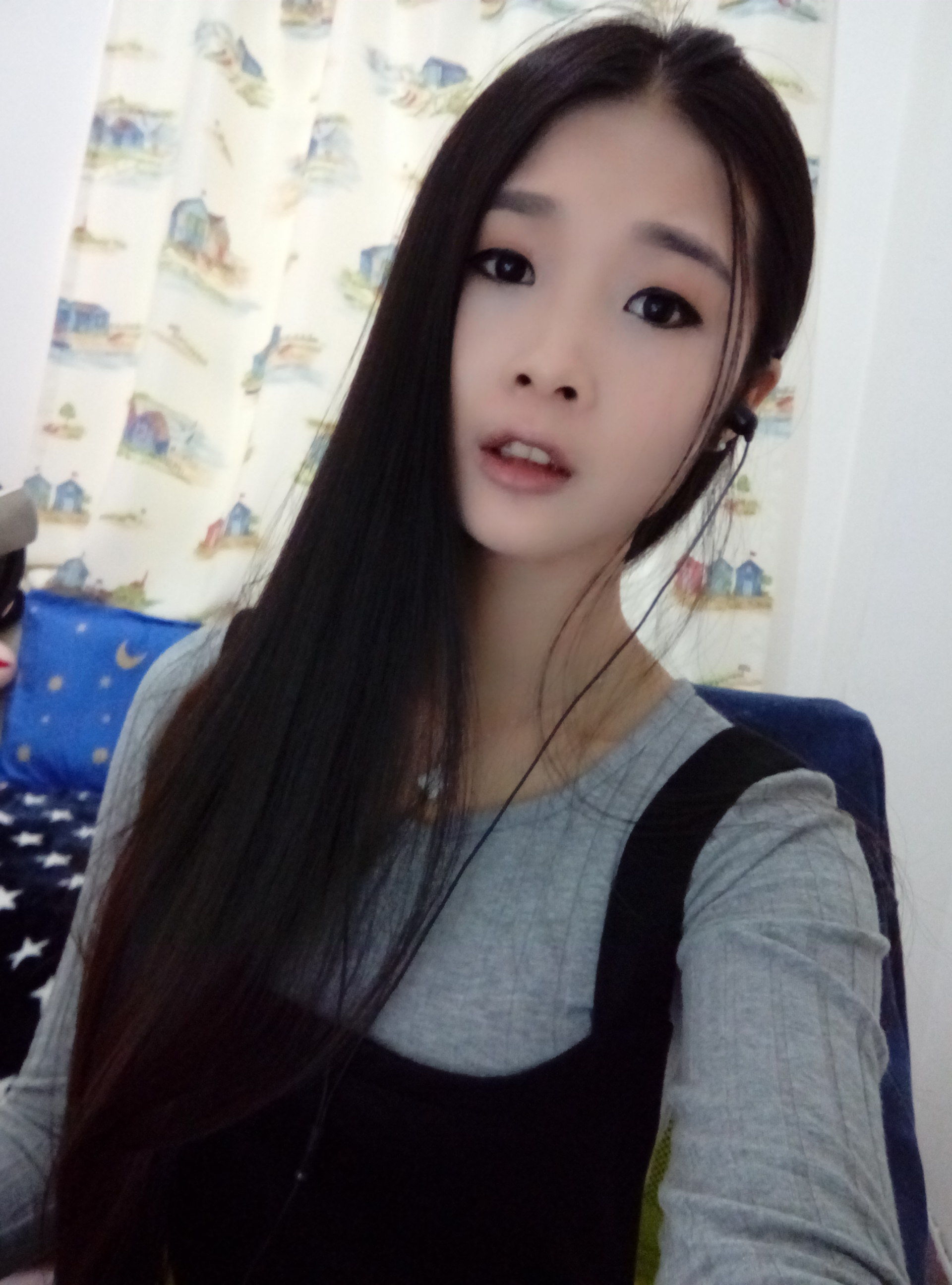 白宝是粤语歌天后的主播照片