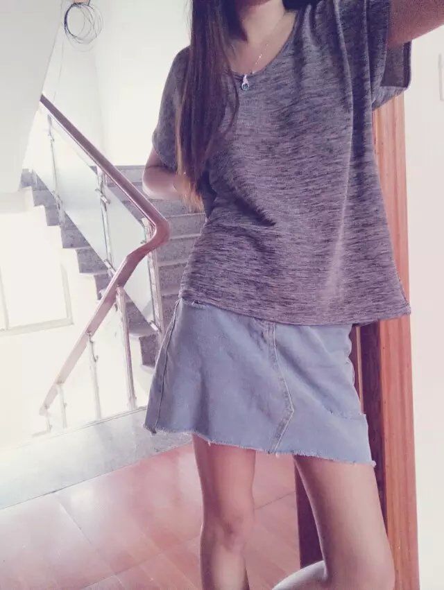 。梨落落的主播照片
