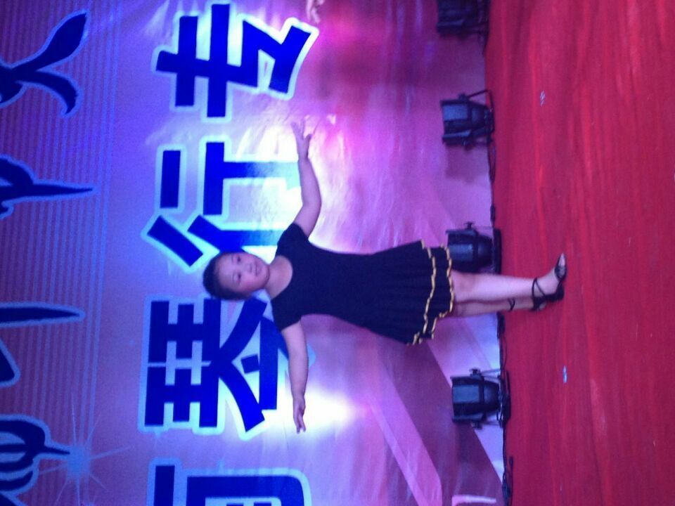 ゛风五少主播照片