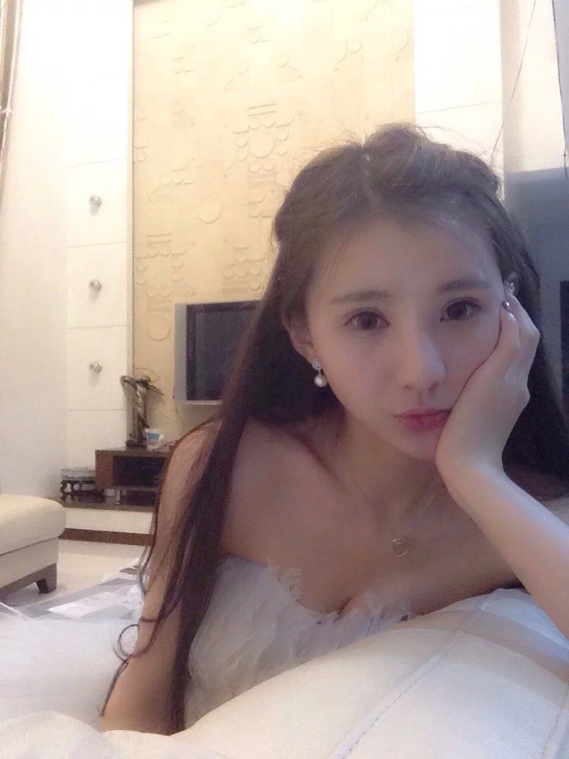 eva小丸子~的主播照片