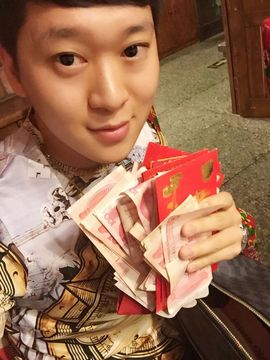 べ瑞森づ主播照片