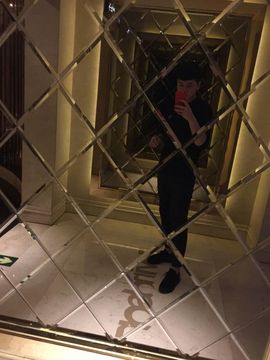 べ瑞森づ主播照片