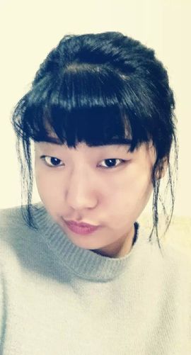 糖果甜腻腻主播照片