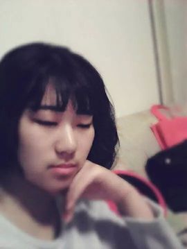 糖果甜腻腻主播照片