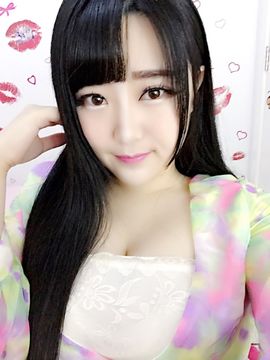 小小西521主播照片