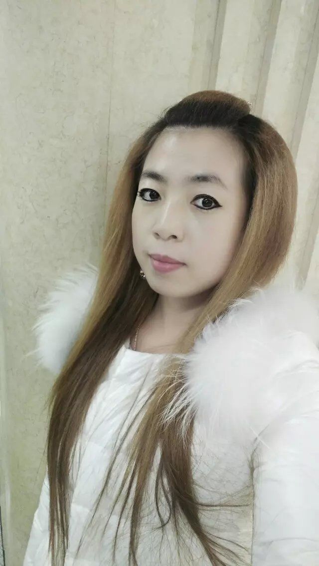 ~玫瑰等伊人~的主播照片
