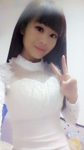 恍然一笑主播照片