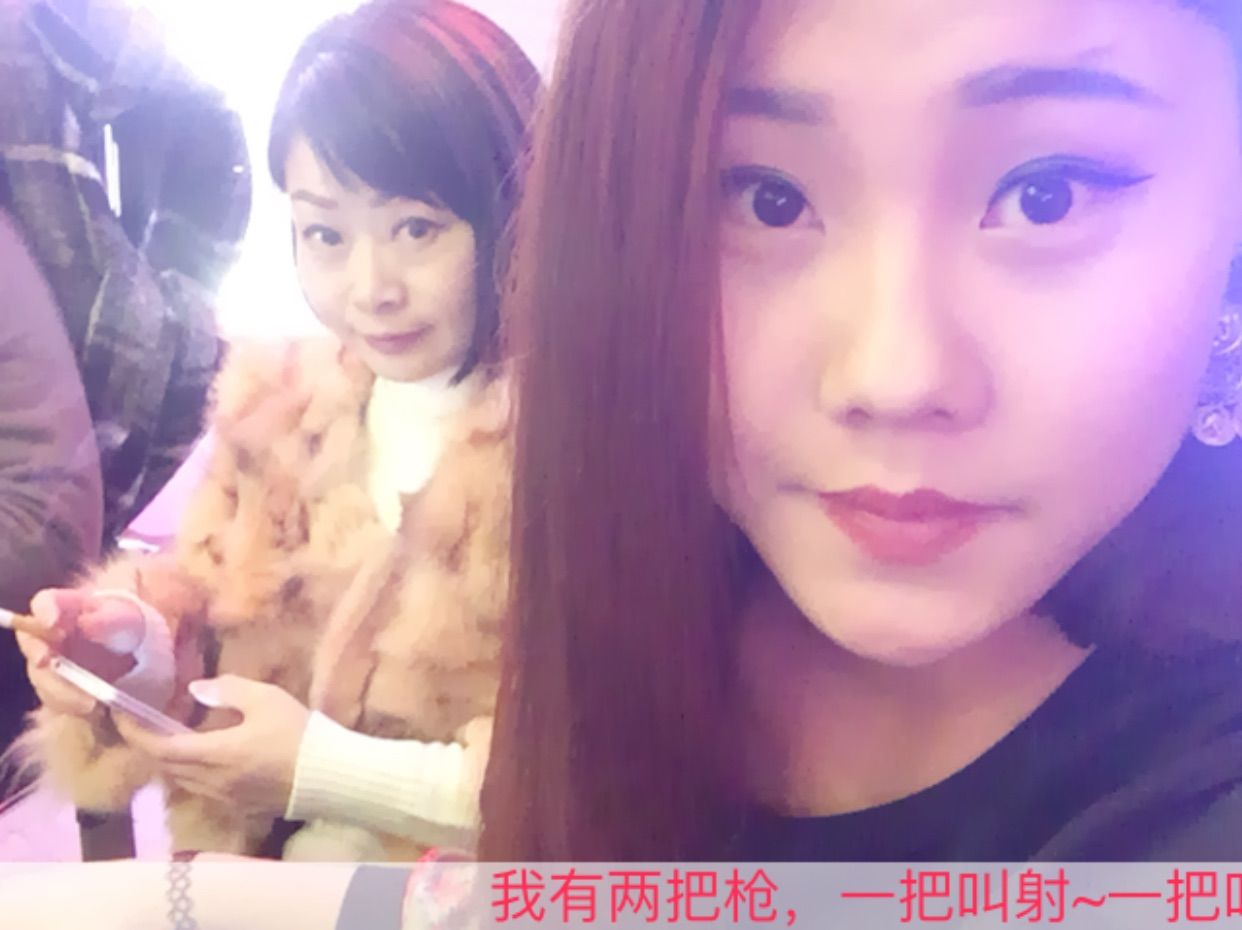 LV❤蕾宝❤的主播照片