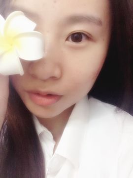 龙小鱼嘿嘿主播照片