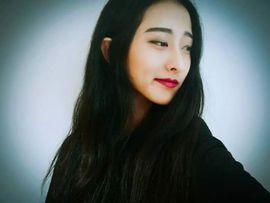 慢摇女鬼`野猫主播照片
