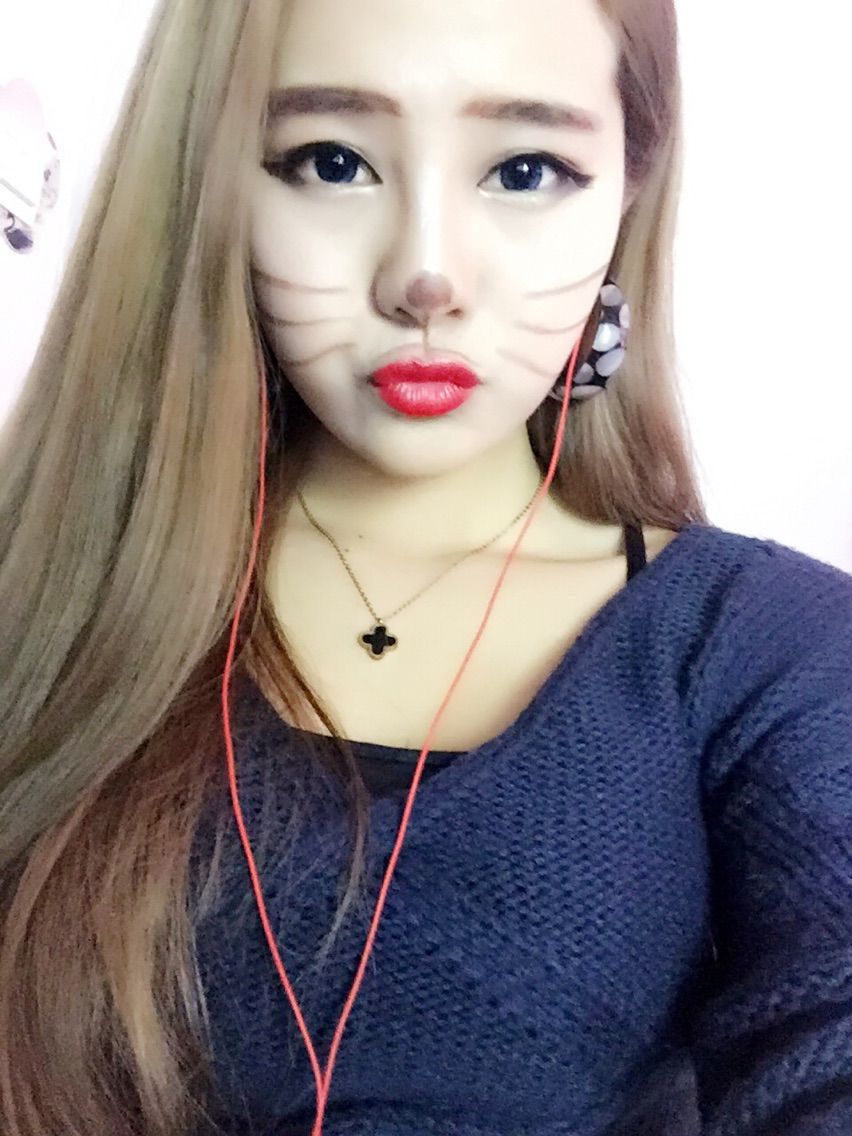 晨曦公举主播照片