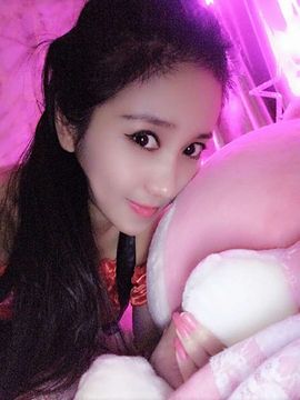 魅丽晴儿主播照片