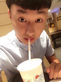 李隆坤主播照片
