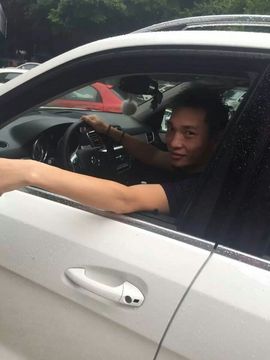 0左左右右0主播照片