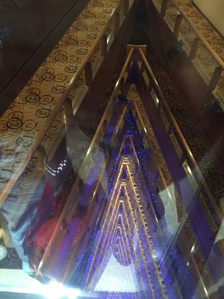 0左左右右0主播照片