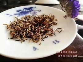 Emmy~主播照片