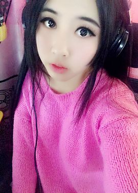 吉LaLa主播照片