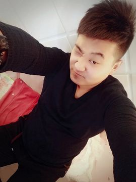 A·吓死宝宝啦主播照片
