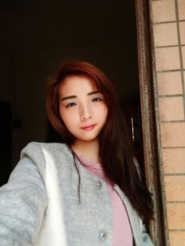 我们狠年轻つ。a主播照片