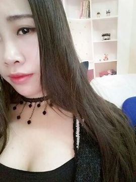 小七识粤语主播照片