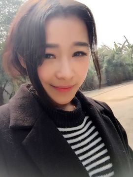 爱笑的眼睛😘主播照片