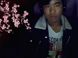 抽半包想你的烟主播照片
