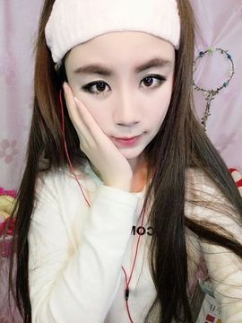 赖赖素小鲜女主播照片